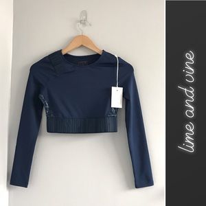 Lime and Vine Chelsea Hologram Cropped LS Tee in Blue NWT • XS